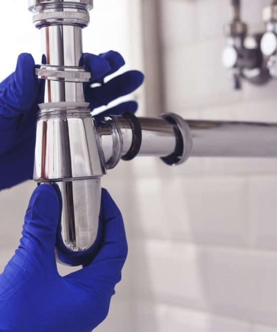 Abflussreinigung vom Familienbetrieb Rohrwelt – schnell & zuverlässig